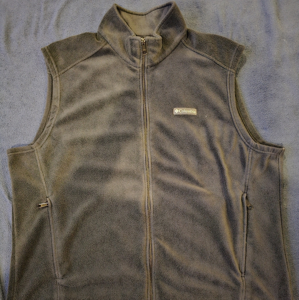 Columbia sweater vest